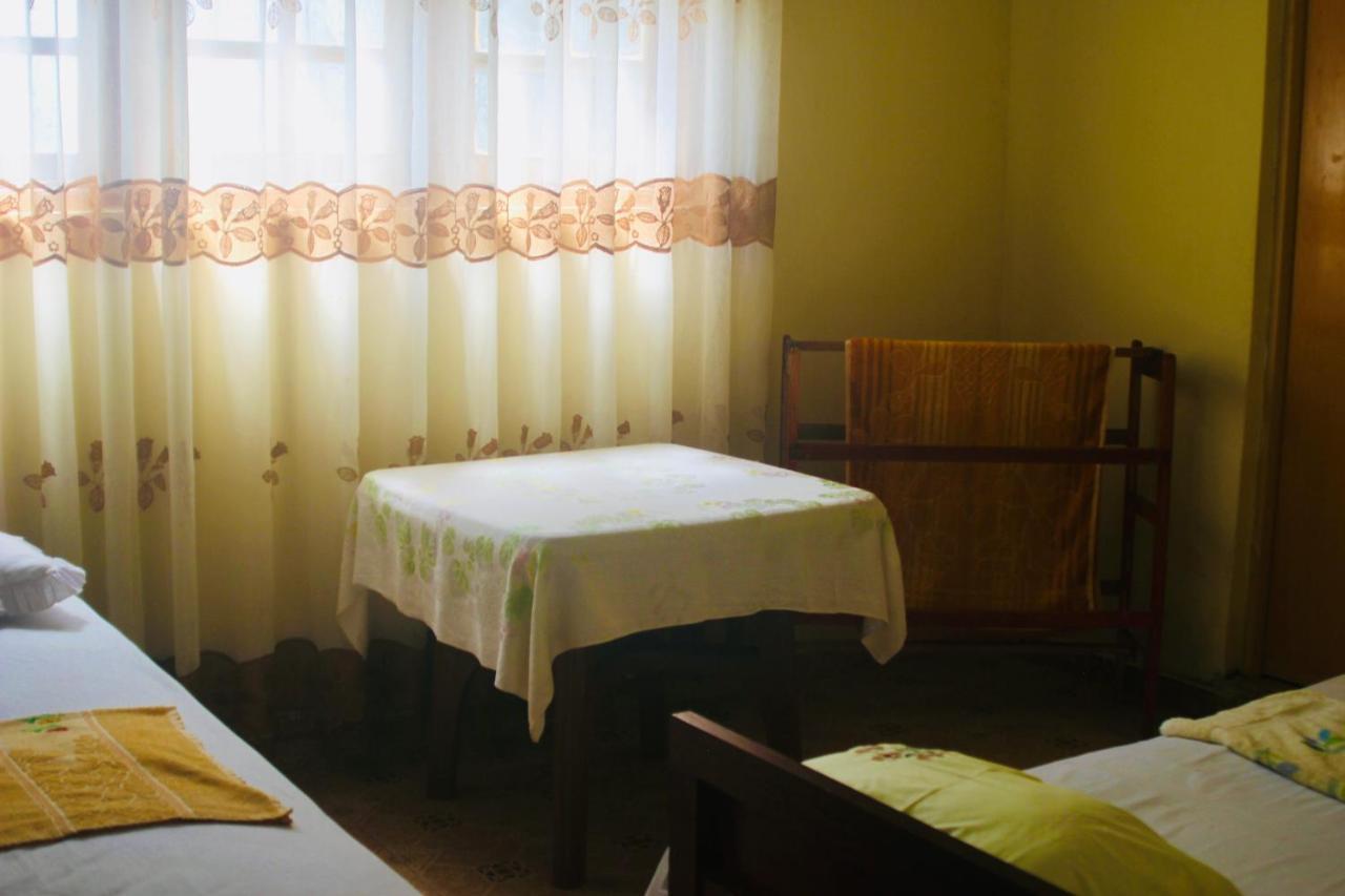 Hotel Sunshine Guest à Matara Extérieur photo